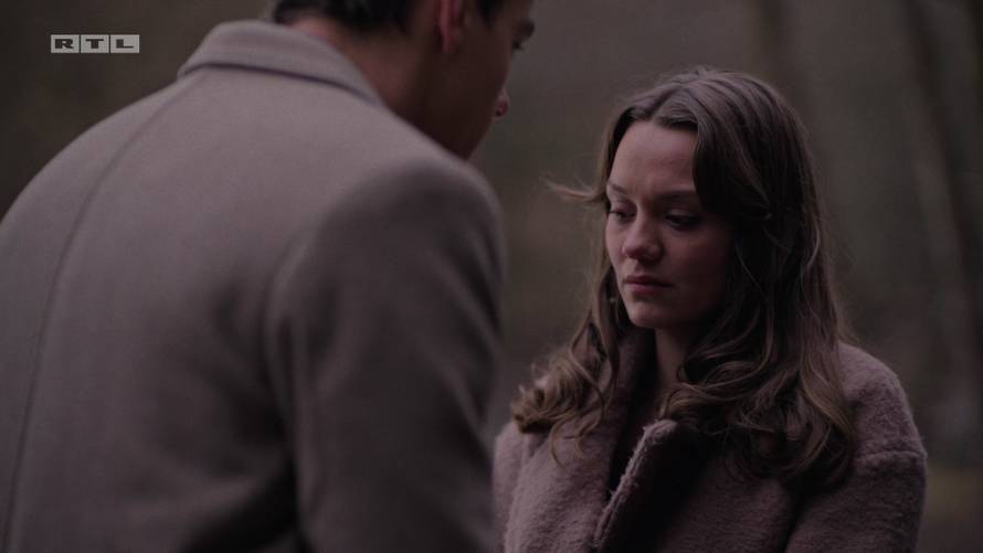 Što će danas biti u seriji Divlje pčele? Anka se vraća, Katarina otkriva da je Zora trudna...