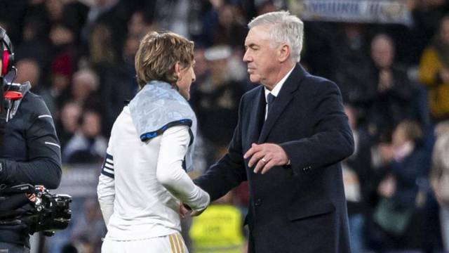 Ancelotti nije Modriću u ligi dao ni minute, ali je otkrio kad će s klubom razgovarati o odlasku