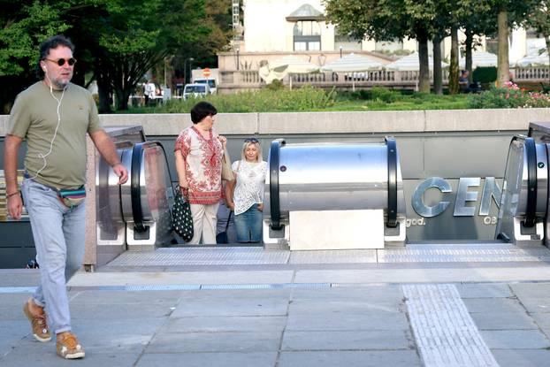 Zagreb: Pokretne stepenice kod Importane centra ponovno rade