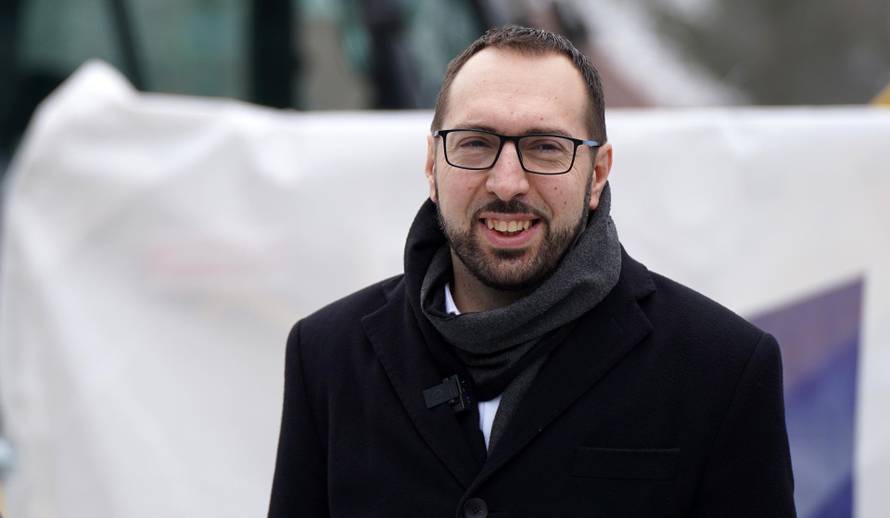 Zagreb: Gradonačelnik Tomašević sa suradnicima obilježio početak gradnje dječjeg vrtića u naselju Borovje