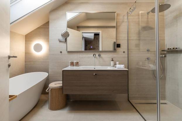 FOTO Ovako izgleda vila bivšeg potpredsjednika HDZ-a. Noćenje 1100 eura, ima bazen, saunu...