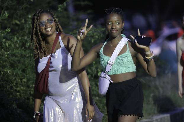 Split: Dolazak partijanera na drugu večer Ultra Europe festivala 2025.