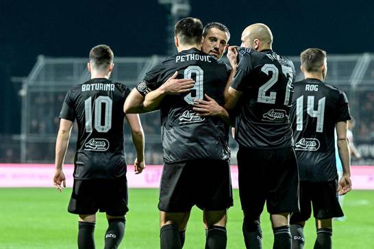 Rijeka - Dinamo 1-2: Preokret 'modrih' protiv rivala za titulu