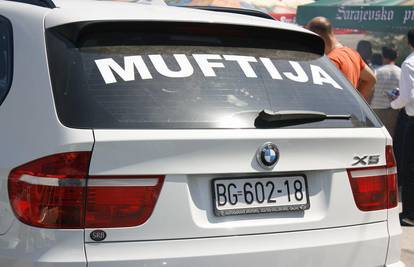 Sramota u BiH: Muftije iz Srbije došli su u BMW-ima