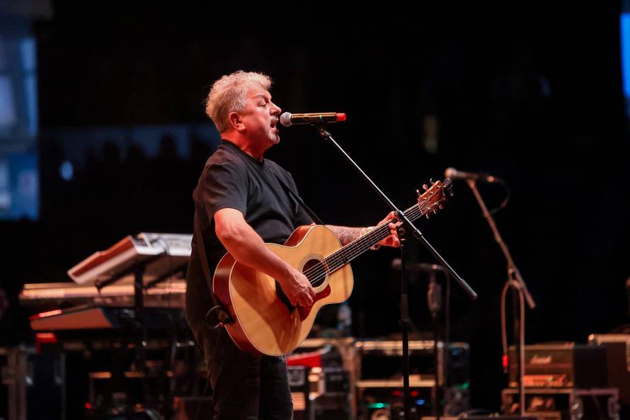 Frankfurt: Hrvatska noć u Suwag Energie Areni