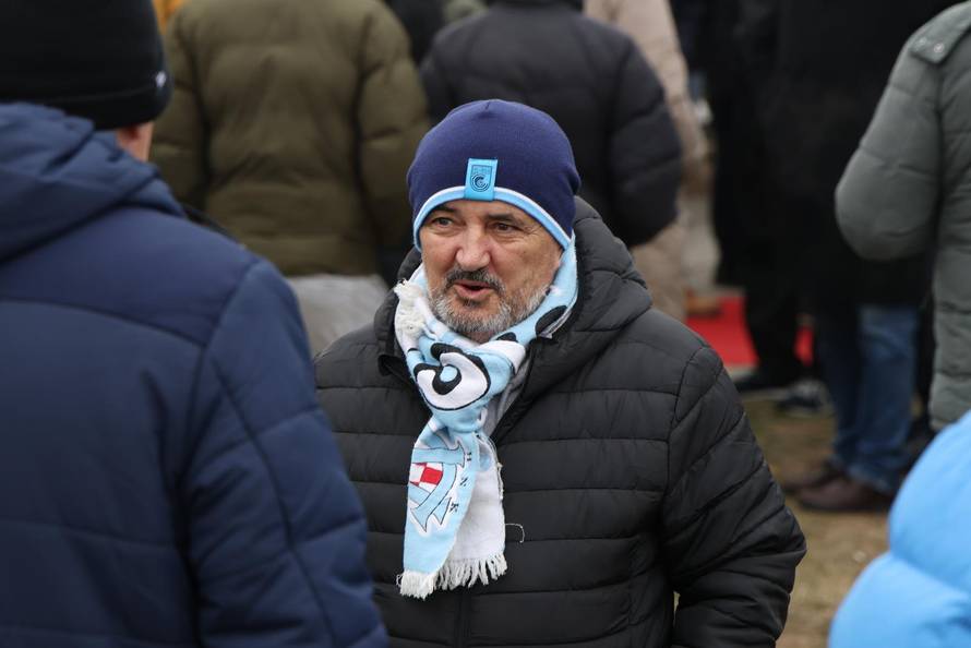 Nuštar: Posljednji ispraćaj  Mladena Bartolovića