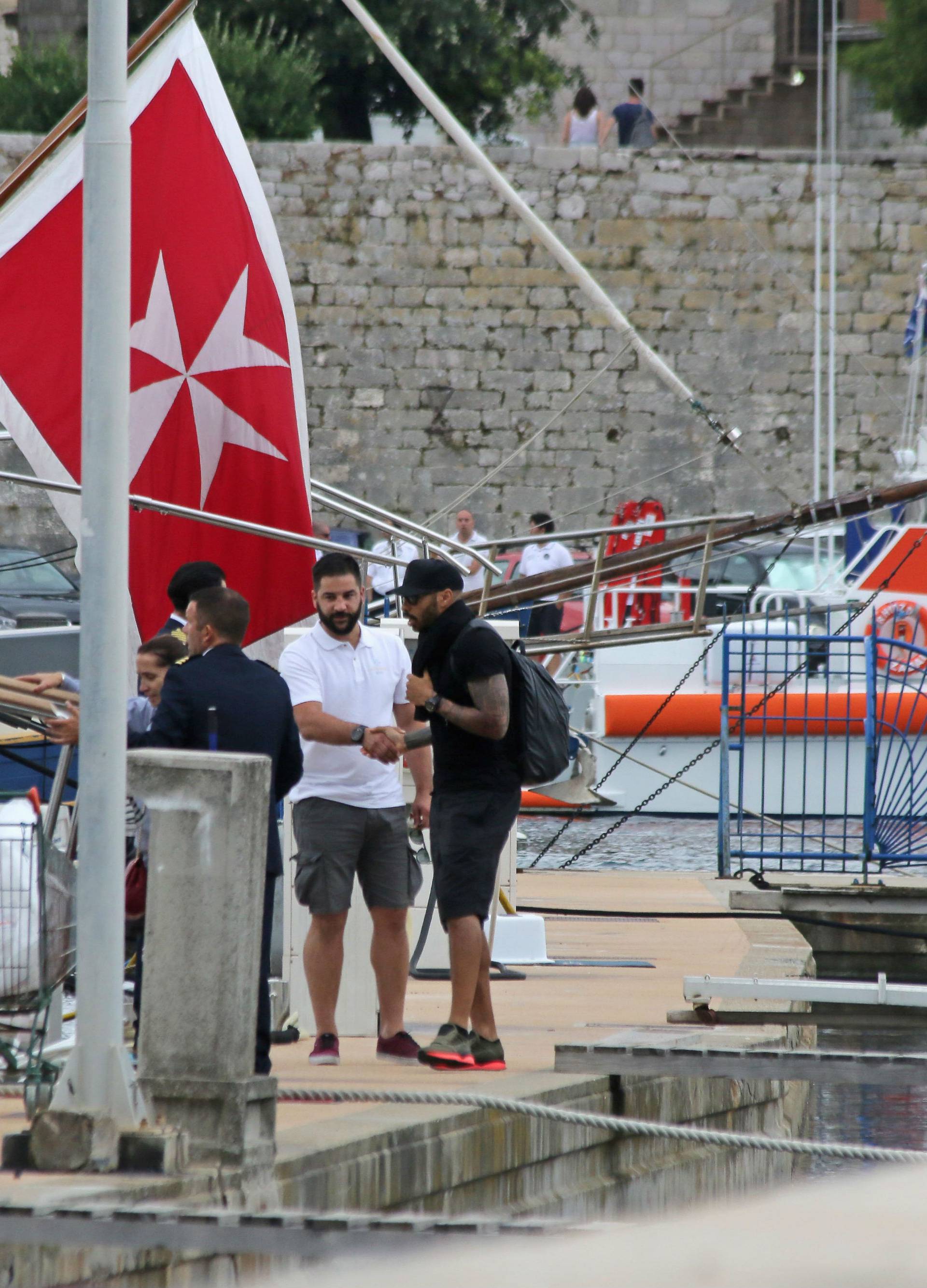 Legendarni nogometaš Thierry Henry stigao je na našu obalu