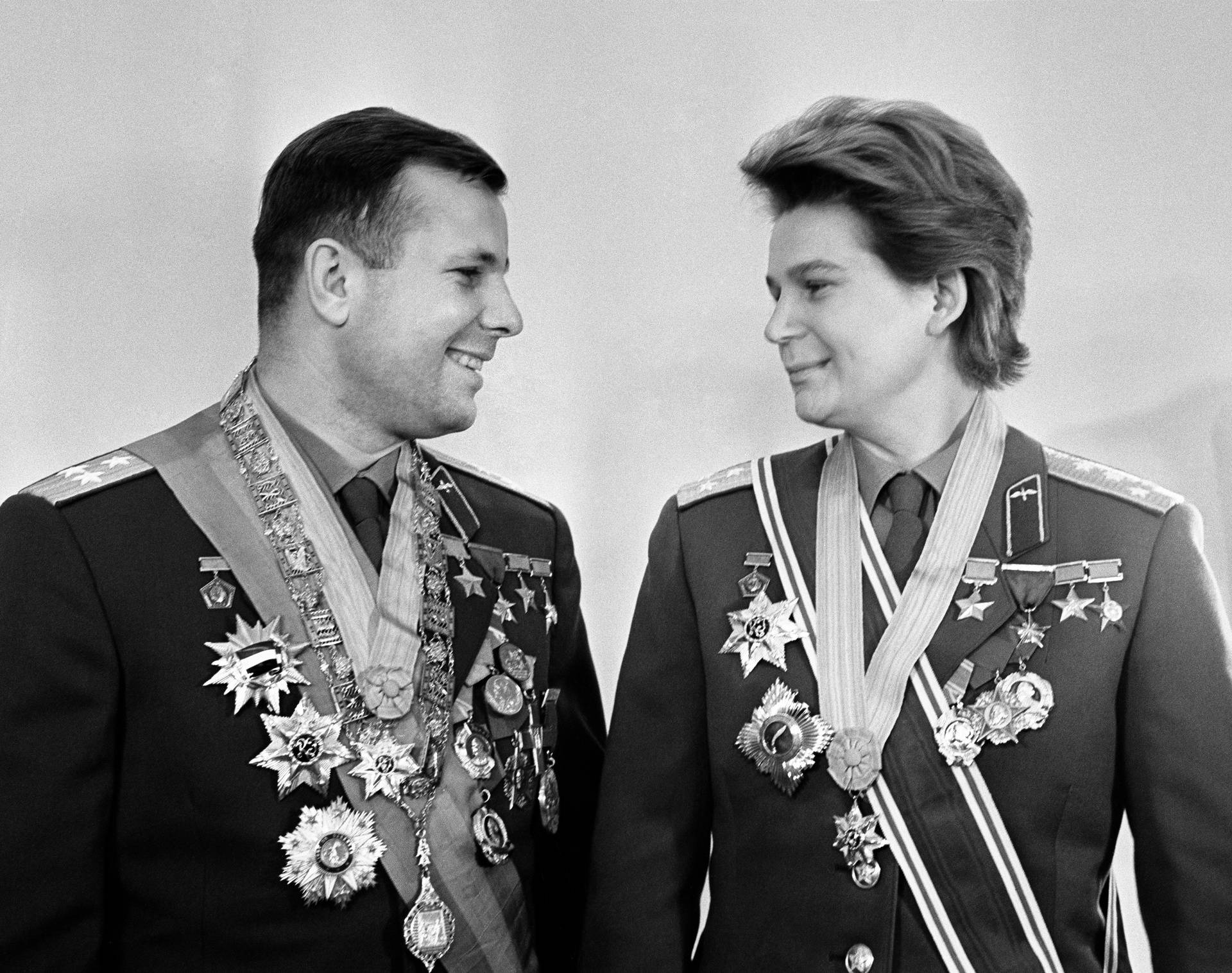 Юрий Гагарин и Валентина Терешкова, 1963 год