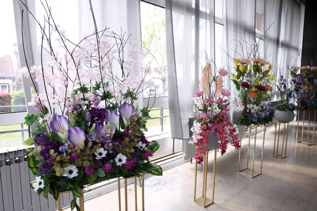 U Dugom selu održan je sajam cvijeća