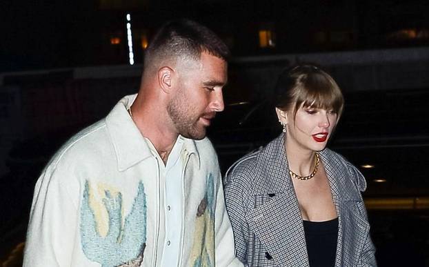 *PREMIUM-EXCLUSIVE* Hot new couple Travis Kelce and Taylor Swift step out for dinner at Nobu in NYC!