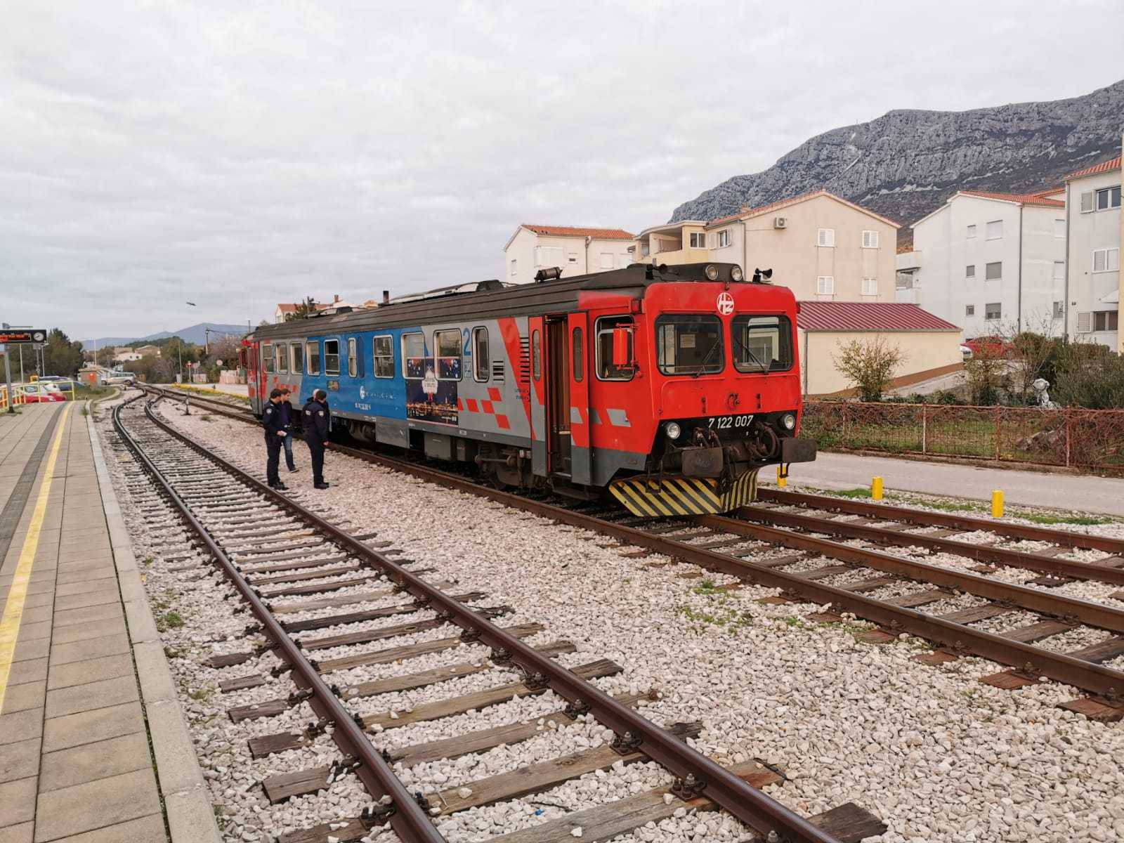 Ponovno je s tračnica izletio vlak, ovaj put u Kaštel Sućurcu