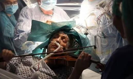 Usred operacije tumora mozga pacijentica je zasvirala violinu