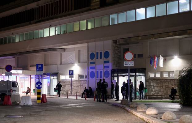 Požar u splitskom zatvoru, zatvorenici dolaze na hitni prijem u Firule