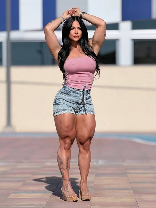 FOTO Patricia ima tijelo kojemu zavide čak i muškarci - Evo uz koje vježbe ostaje u formi