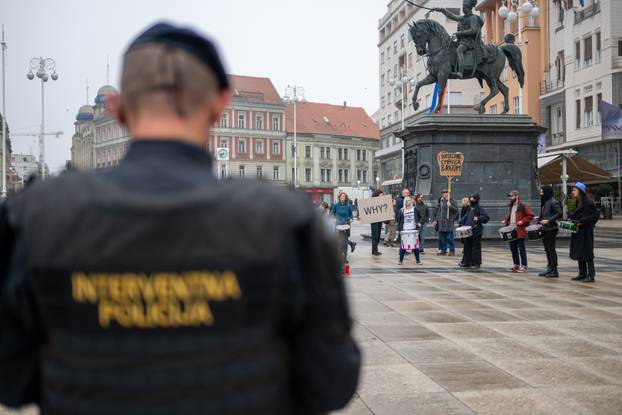 Zagreb: Prosvjed protiv muške molitve