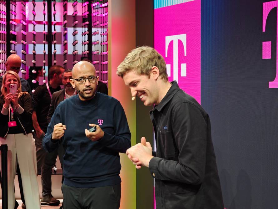 DT zatvara rupe u signalu u Europi uz pomoć Starlinkove satelitske veze na mobitelima