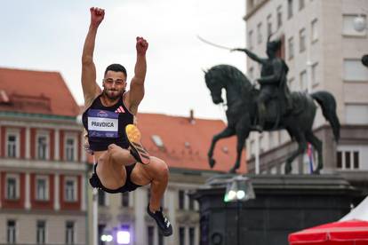 FOTO Ovo ima samo u Zagrebu! Pogledajte spektakularne kadrove s Trga bana Jelačića