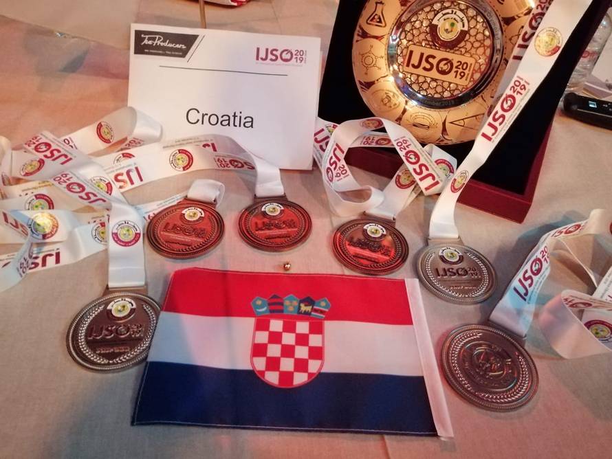 Genijalni prirodoslovci osvojili tri srebra i tri bronce u Kataru