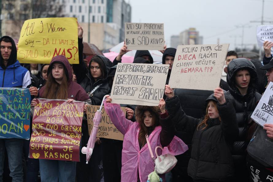 Sarajevo: Treći dan prosvjeda nakon teške tramvajske nesreće, prosvjednici blokirali promet kod SCC-a