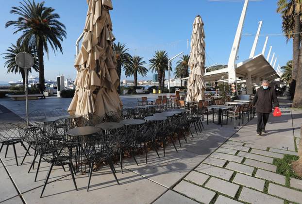 Nove epidemiološke mjere ispraznile centar Splita