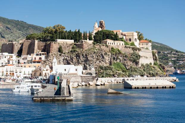 FOTO Ovo su skriveni europski otoci koje turisti još nisu otkrili: Na vrhu se našao hrvatski biser