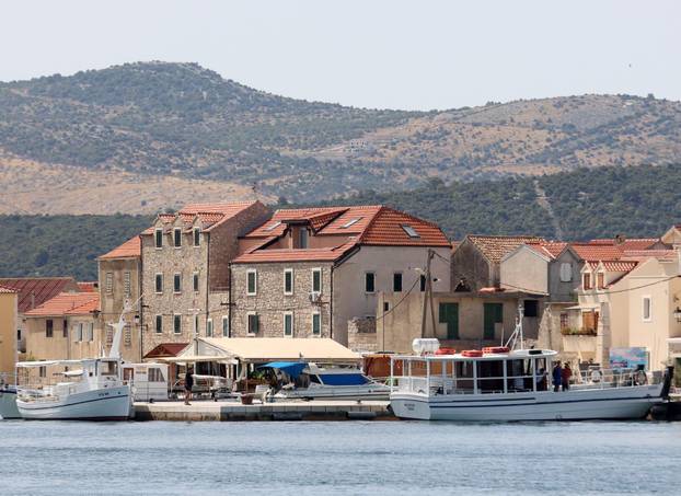 FOTO Ovo je najniži naseljeni otok u Hrvatskoj: Znate li po čemu je još poseban?