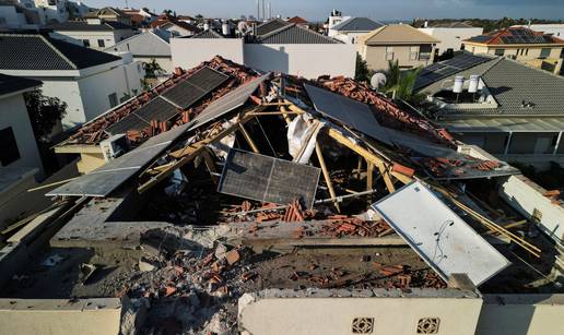 VIDEO Ovo su srušene obiteljske kuće u gradu Aškelonu nakon raketiranja iz Pojasa Gaze