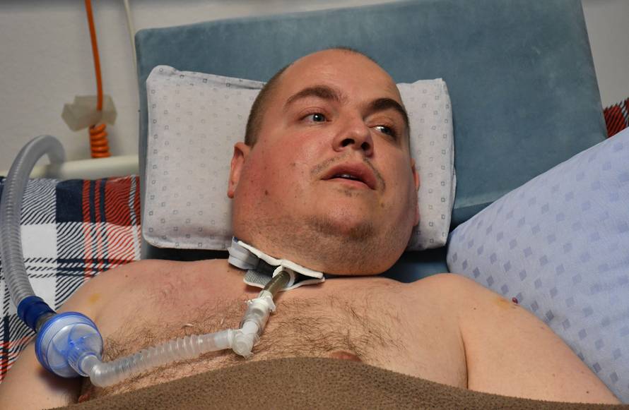 Slavonski Šamac: Ivan Prgomet dvije godine neuspješno traži da mu se dodijeli rezervni respirator