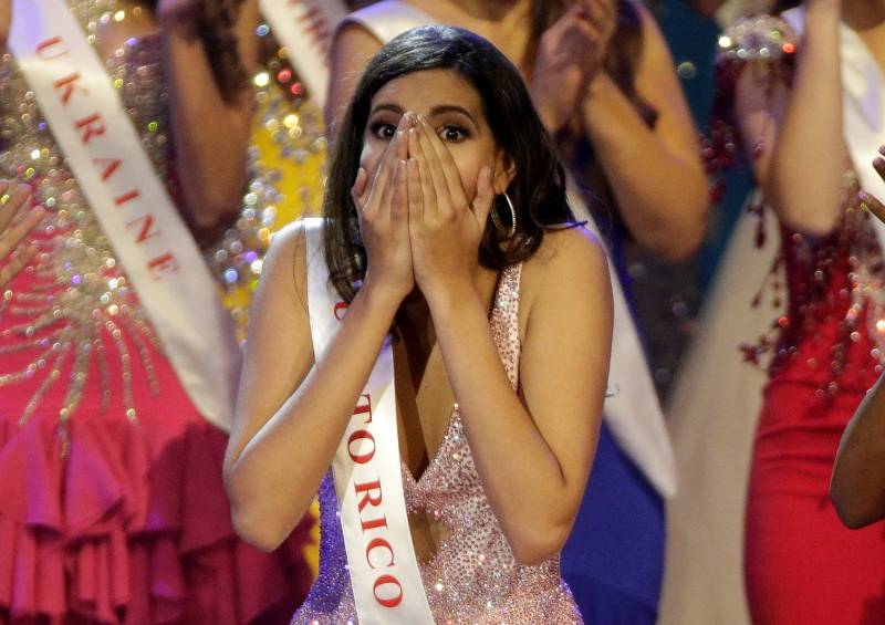 Miss Puerto Rico Stephanie Del Valle reacts after winning the Miss World 2016 Competition in Oxen Hill, Maryland.