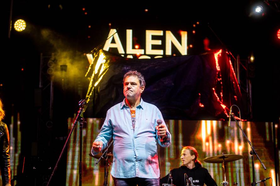 Zagreb: Alen Vitasović nastupao kao predgrupa na drugom koncertu Baby Lasagne na Šalati