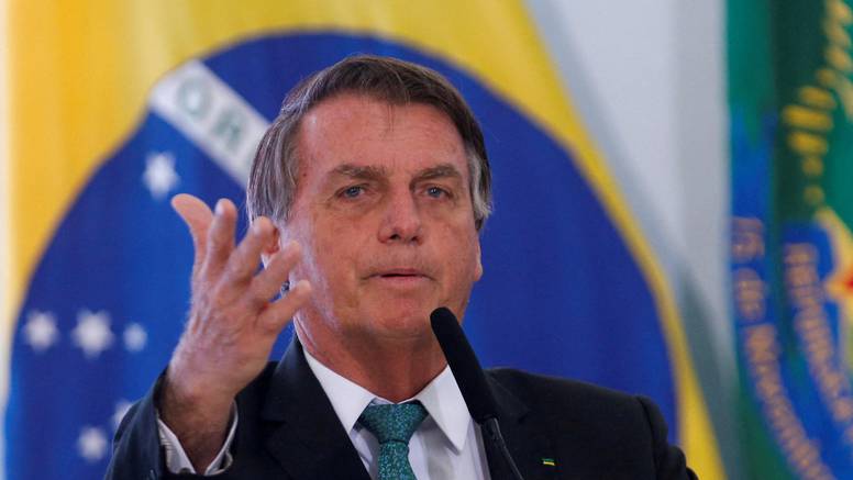 Brazil: Bolsonaro zbog bolova u abdomenu završio u bolnici