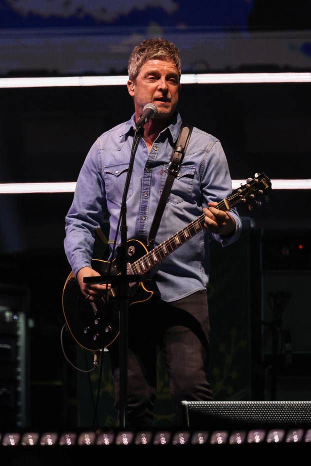 Oasis' first show in 15 years, at Cardiff Principality Stadium