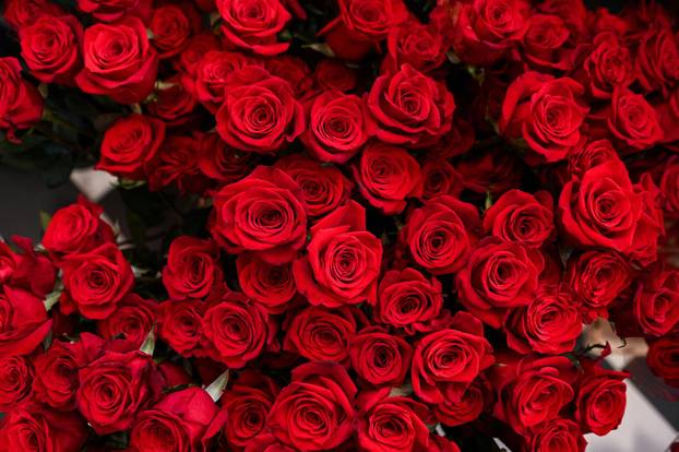 Zagreb: Atelijer sreće u Maloj ulici okićen za Valentinovo 