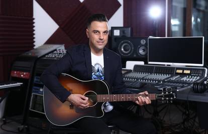 Pjevač Ivan Zak se oženio!