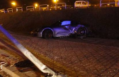 Španjolac uništio i smrskao Porsche vrijedan 300.000 €