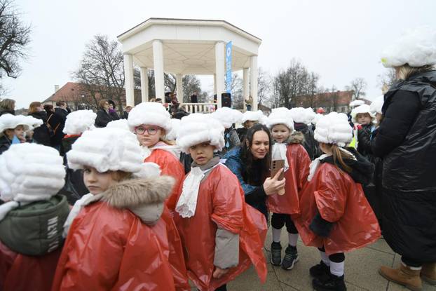 Bjelovar: Gradski Mali fašnik okupio oko tisuću maskiranih sudionika