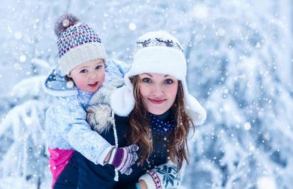 Na temperaturi ispod nule bebe smiju biti najduže 20 minuta