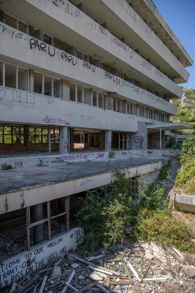 BBC među 12 najfascinantnijih napuštenih zdanja na svijetu uvrstio i kompleks u Kuparima
