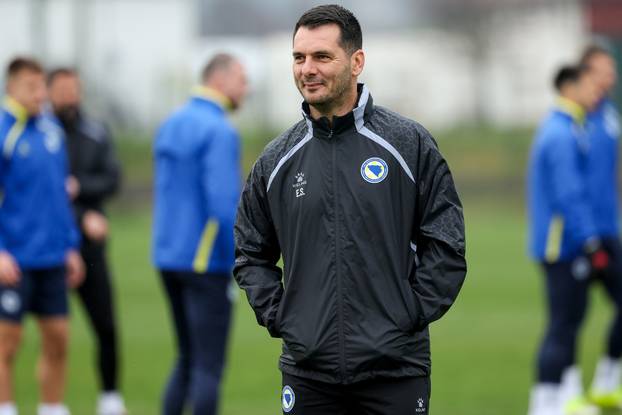 Sarajevo: Trening nogometne reprezentacija BiH uoči finalne utakmice doigravanja za Svjetsko prvenstvo