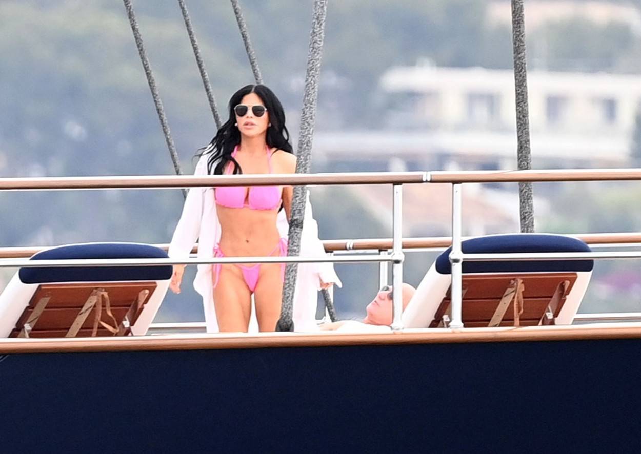 *PREMIUM-EXCLUSIVE* Amazon founder Jeff Bezos and girlfriend Lauren Sanchez pictured relaxing on his new $500M superyacht in Spain.