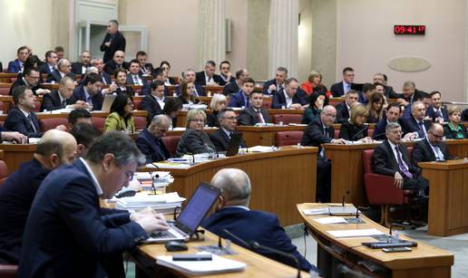 Šok u Saboru: Zastupnici će morati raditi već u ponedjeljak