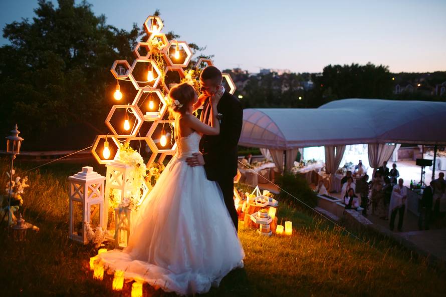 Ovo je najbolji način za odbiti poziv na vjenčanje zbog korone