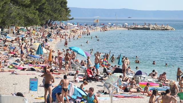 Baška Voda: Plaža Nikolina