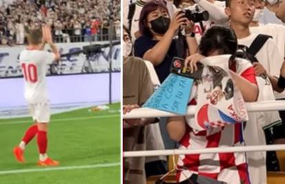 VIDEO Raketa, gospodine! Bivši 'vatreni' prekrasnom gestom rasplakao korejsku navijačicu