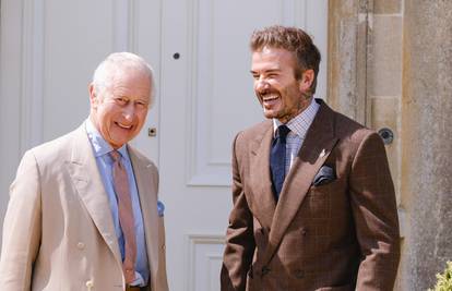 David Beckham posjetio kralja Charlesa: Nasmijano su pozirali i razgovarali o pčelarstvu...