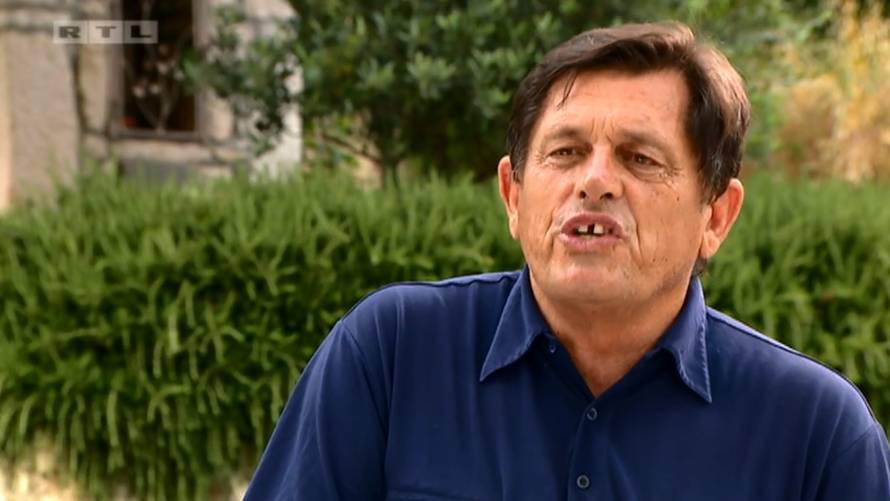 Pao prvi 'seks na selu'? Jovan i Paulina izgubili se kod bazena