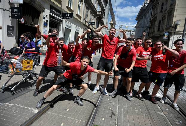 Zagreb: Zagrebački maturanti slave zadnji dan škole