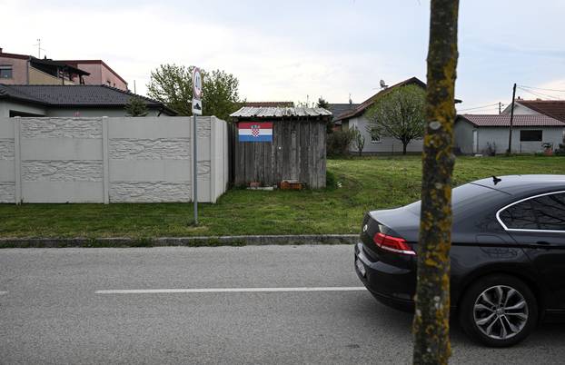 Samobor: Drvena baraka na adresi Gradna 85g