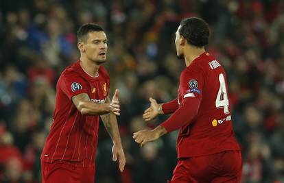 Kakva lopta! Dejan Lovren sa svoje polovice asistirao Origiju