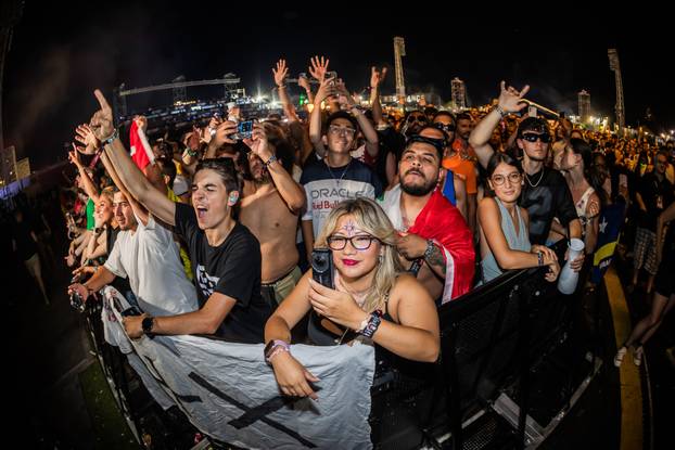 Split - Treca Vecer Ultra Festivala.  DJ-a Afrojack